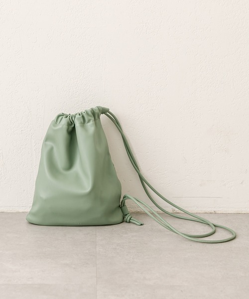 loti（ロティ）の「loti 巾着ショルダーBAG（ショルダーバッグ・レディース・グリーン/オフホワイト/ブラック・ONE SIZE）」の15枚目の写真