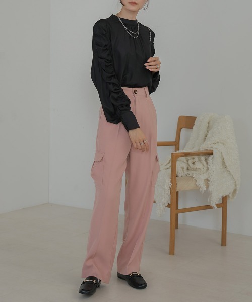 Bab（バブ）の「袖ギャザープチハイブラウス（シャツ/ブラウス・レディース・アイボリー/ブラック/ブラウン・M）」の15枚目の写真