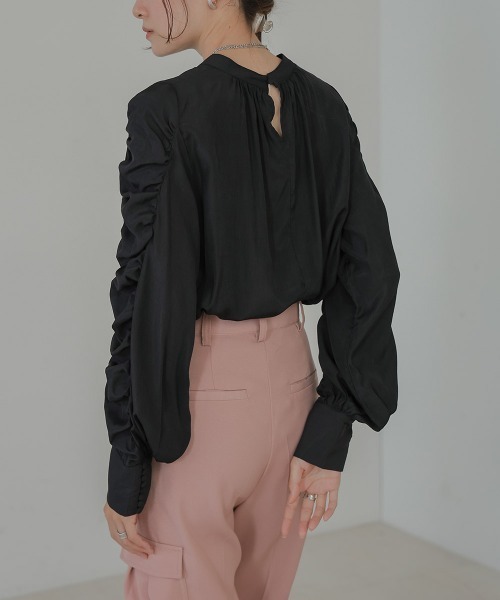 Bab（バブ）の「袖ギャザープチハイブラウス（シャツ/ブラウス・レディース・アイボリー/ブラック/ブラウン・M）」の19枚目の写真