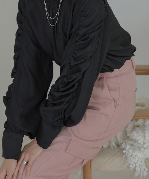 Bab（バブ）の「袖ギャザープチハイブラウス（シャツ/ブラウス・レディース・アイボリー/ブラック/ブラウン・M）」の22枚目の写真