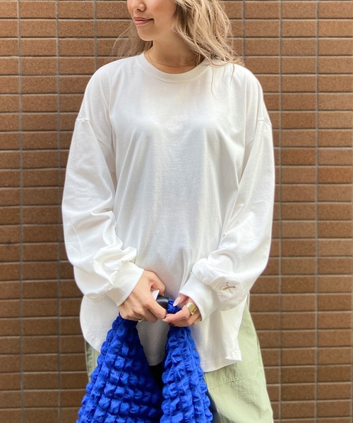 RIKKA FEMME(リッカファム)の「RIKKA FEMME/リッカファム ロンT オーバーサイズRF23FW08(Tシャツ/カットソー・レディース・ホワイト/ブラック/ベージュ・FREE)」の2枚目の写真