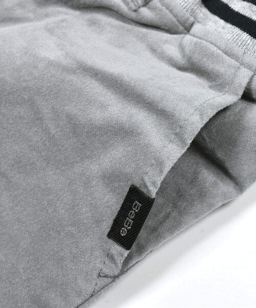 BeBe（ベベ）の「モールスキンウエストリブパンツ(90～150cm)（その他パンツ・キッズ・グレー/グリーン/ブルー・140cm/130cm/120cm/150cm/110cm/100cm/90cm）」の16枚目の写真