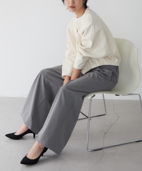 for/c(フォーシー)の「タックワイドパンツ【サスティナブル】(その他パンツ・レディース・グレー/ブラック・LL/M/L)」の2枚目の写真