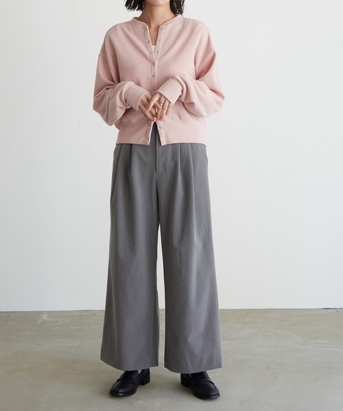 for/c(フォーシー)の「タックワイドパンツ【サスティナブル】(その他パンツ・レディース・グレー/ブラック・LL/M/L)」の13枚目の写真