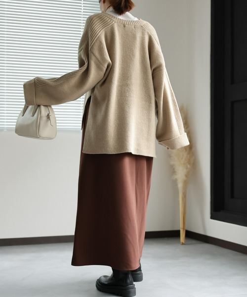 sakishimatokyo(サキシマトーキョー)の「起毛 キーネックニットトップス(ニット/セーター・レディース・ブルー/ブラック/オフホワイト/アイボリー・FREE)」の16枚目の写真