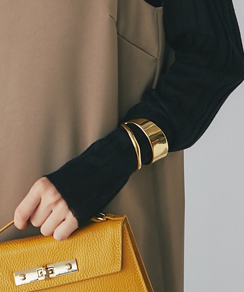 RIVE DROITE(リヴドロワ)の「アクセントバングル(バングル/リストバンド・レディース・ゴールド・FREE)」の17枚目の写真