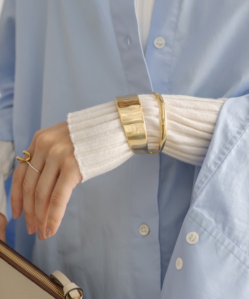 RIVE DROITE(リヴドロワ)の「アクセントバングル(バングル/リストバンド・レディース・ゴールド・FREE)」の18枚目の写真
