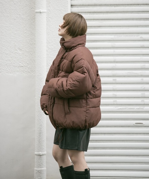 ⭐︎PINUEボリュームスリーブダウンカスタード 新品タグ付き！PINUE ピヌエ ボリュームスリーブダウン