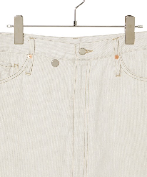 ADAM ET ROPE'（アダムエロペ）の「【サステナブル】アジャストデニムミニスカート（デニムスカート・レディース・ホワイト系その他/ブルー・38/36）」の17枚目の写真