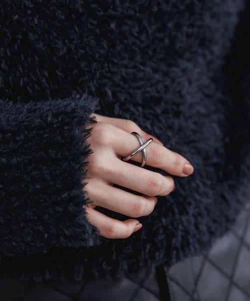 JEANASIS（ジーナシス）の「【ステンレス】2WAYクロスリング/991861（リング・レディース・ゴールド/シルバー・MEDIUM/LARGE）」の2枚目の写真