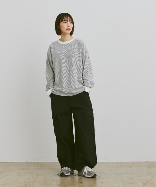 flaner（フラネ）の「Loose micro border long tee / ルーズマイクロボーダーロンT（Tシャツ/カットソー・レディース・ホワイト/ネイビー・LARGE/MEDIUM）」の11枚目の写真