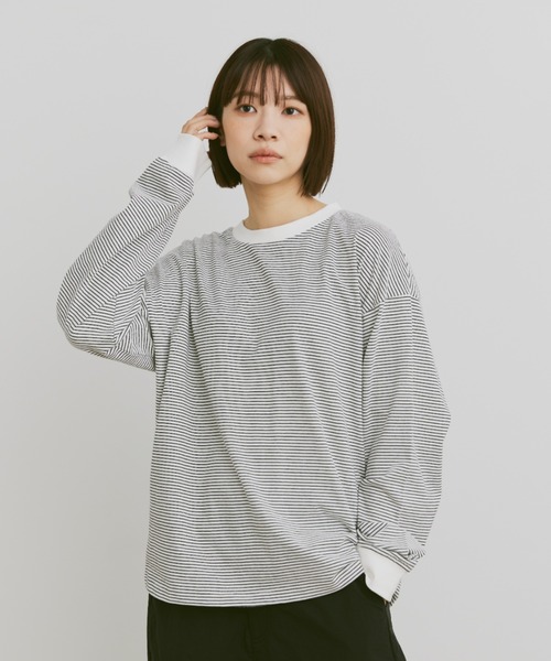 flaner（フラネ）の「Loose micro border long tee / ルーズマイクロボーダーロンT（Tシャツ/カットソー・レディース・ホワイト/ネイビー・LARGE/MEDIUM）」の5枚目の写真