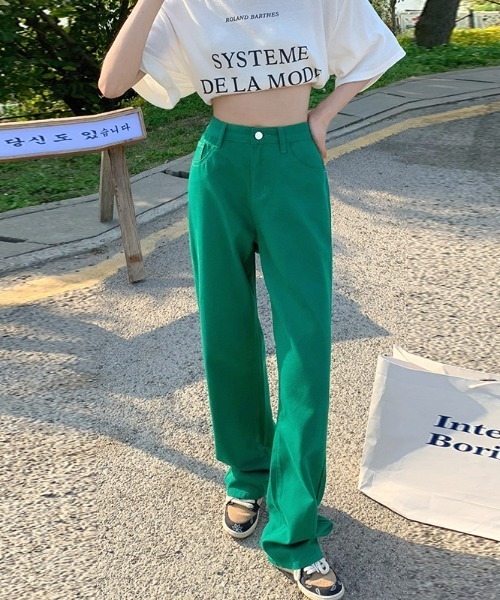 COCOMOMO(ココモモ)の「ストレートカラーデニムパンツ カラーパンツ(デニムパンツ・レディース・イエロー/パープル/ホワイト/レッド/ブラック/グリーン/ピンク・XL/L/M/S)」の4枚目の写真