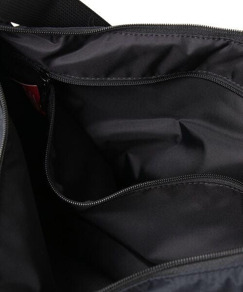 Manhattan Portage（マンハッタンポーテージ）の「Kings Crescent Bag Padded Nylon Taffeta（ショルダーバッグ・メンズ・ブラック/オリーブ・MEDIUM）」の19枚目の写真