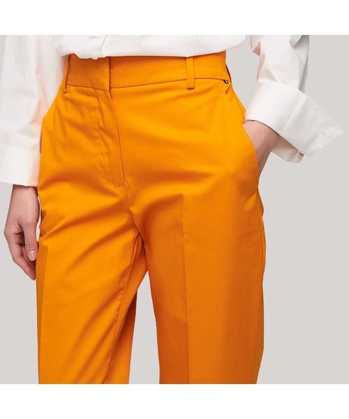 TOMMY HILFIGER(トミーヒルフィガー)の「【ESSENTIALS】スリムストレートコットンチノパンツ(チノパンツ・レディース・オレンジ・32inch/36inch/34inch)」の5枚目の写真