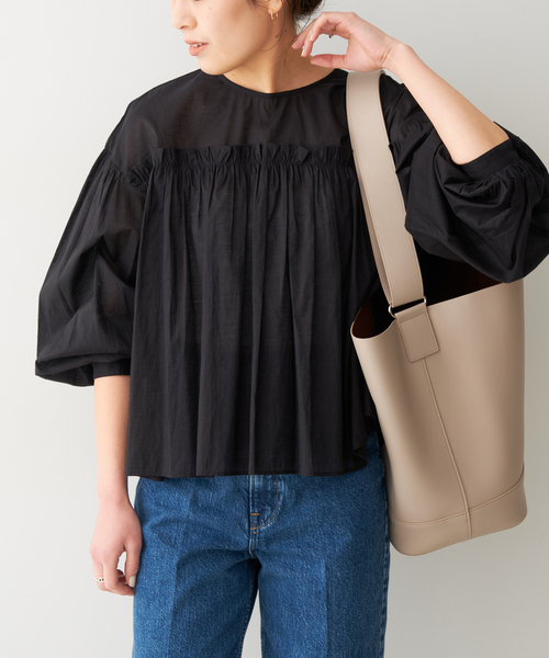 スピックアンドスパン★ギャザーボリュームクロップドブラウス24SS　t2506 Spick & Span（スピックアンドスパン）の「ギャザーボリューム