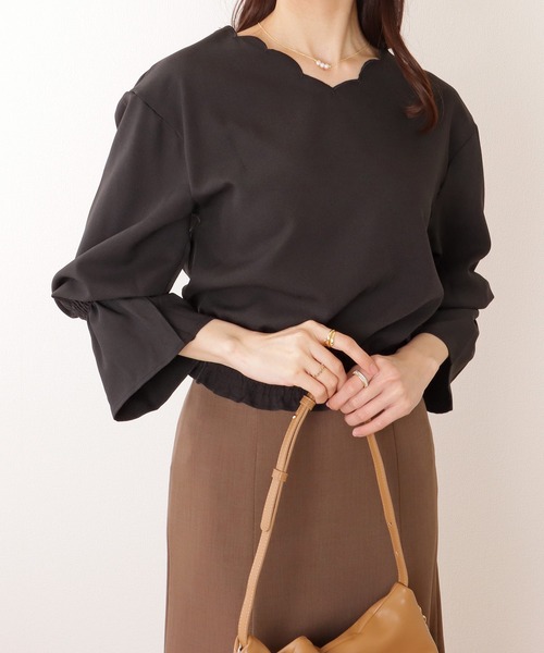 Lace Ladies(レースレディース)の「キャンディスリーブ 2WAY スカラップ ギャザー ブラウス(シャツ/ブラウス・レディース・ホワイト/ネイビー/ブルーグレー/ブラック・S/FREE)」の7枚目の写真