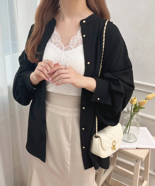 apres jour(アプレジュール)の「袖ボリュームバンドカラーシャツ【ZOZOTOWN限定アイテム】(シャツ/ブラウス・レディース・オフホワイト/ライトブルー/ブラック/ライトイエロー・フリー/X-LARGE)」の2枚目の写真