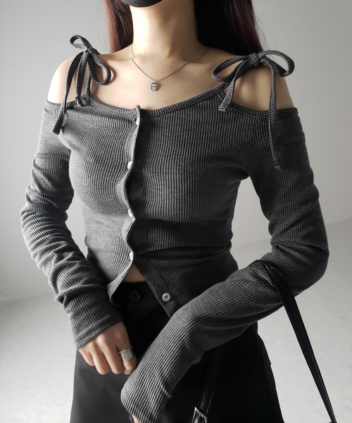 me+em select（ミームセレクト）の「【 ２WAY 】ダブルリボンオフショルダーリブショートカーディガン（Tシャツ/カットソー・レディース・チャコール/ホワイト/ブラック・FREE）」の22枚目の写真