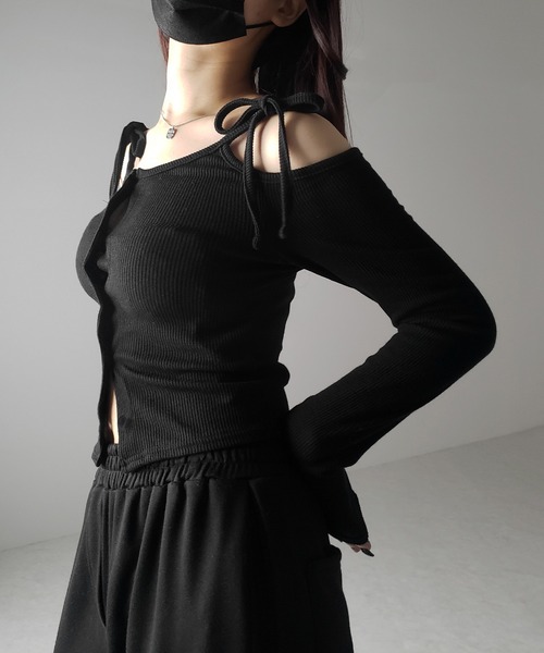 me+em select（ミームセレクト）の「【 ２WAY 】ダブルリボンオフショルダーリブショートカーディガン（Tシャツ/カットソー・レディース・チャコール/ホワイト/ブラック・FREE）」の7枚目の写真