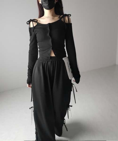 me+em select（ミームセレクト）の「【 ２WAY 】ダブルリボンオフショルダーリブショートカーディガン（Tシャツ/カットソー・レディース・チャコール/ホワイト/ブラック・FREE）」の10枚目の写真