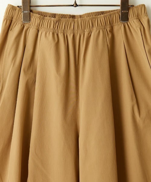 THOUSAND MILE（サウザンドマイル）の「[THOUSAND MILE/サウザンド マイル] 別注 サマーバケーション ワイドパンツセットアップ（セットアップ・レディース・チャコール/ネイビー/ブラック/カーキ・F）」の19枚目の写真