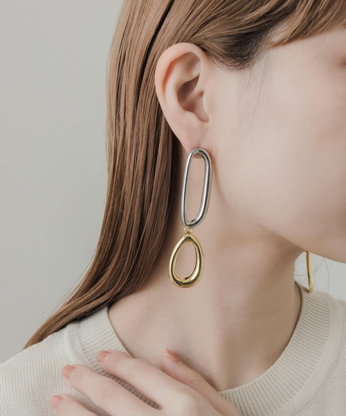 SMELLY(スメリー)の「コンビメタルオーバルピアス(ピアス(両耳用)・レディース・シルバー系その他・-)」の4枚目の写真