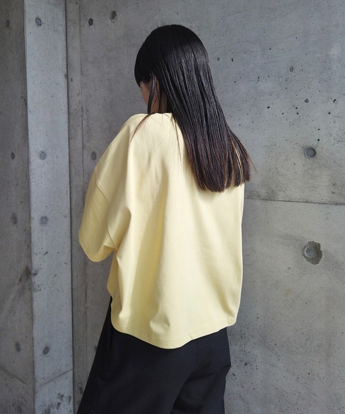 y/m by RIKA(イムバイリカ)の「【選べる丈感】オーバーTシャツ(Tシャツ/カットソー・レディース・アイボリー/ブラック/ライトイエロー・MEDIUM/SMALL)」の10枚目の写真