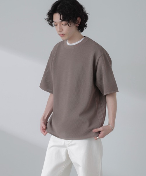 NANO universe(ナノユニバース)の「ポリメッシュリラックスクルーネックニットTシャツ(Tシャツ/カットソー・メンズ・ブラック/グリーン/グレー系その他4/オレンジ・M/L)」の5枚目の写真