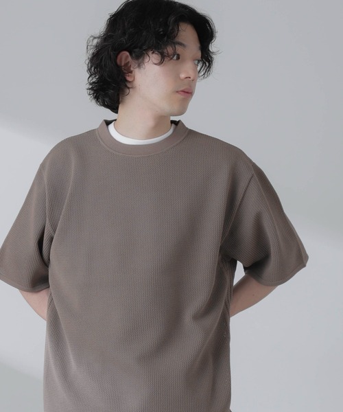NANO universe(ナノユニバース)の「ポリメッシュリラックスクルーネックニットTシャツ(Tシャツ/カットソー・メンズ・ブラック/グリーン/グレー系その他4/オレンジ・M/L)」の7枚目の写真