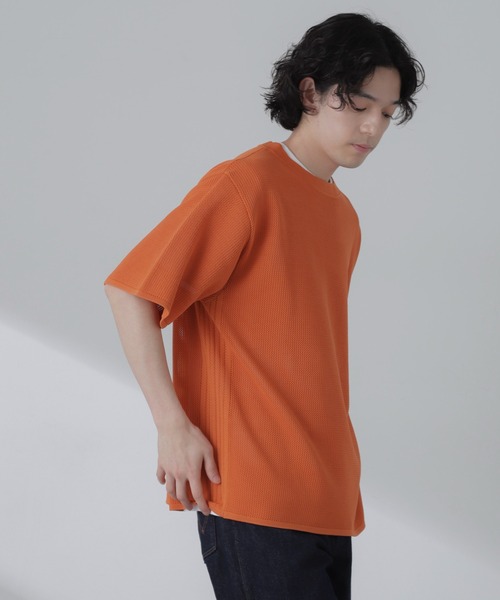 NANO universe(ナノユニバース)の「ポリメッシュリラックスクルーネックニットTシャツ(Tシャツ/カットソー・メンズ・ブラック/グリーン/グレー系その他4/オレンジ・M/L)」の19枚目の写真