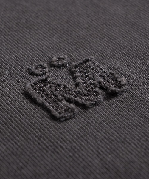 MUHET（ミュエータ）の「トモジロゴピグメントTシャツ（Tシャツ/カットソー・レディース・チャコールグレー/イエロー系その他/ネイビー・MEDIUM/X-LARGE）」の12枚目の写真