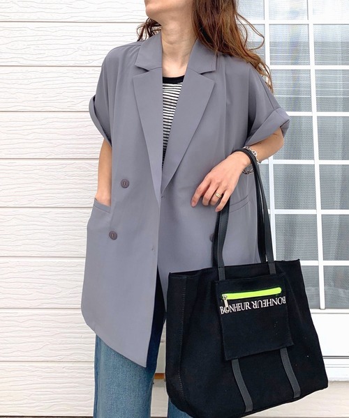 Q（キュー）の「ダブルジレジャケット（テーラードジャケット・レディース・ライトグレー/ベージュ・MEDIUM）」の6枚目の写真