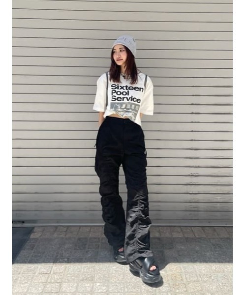 THROW by SLY（スローバイスライ）の「THROW 16 x THROW LOOSE T/SH