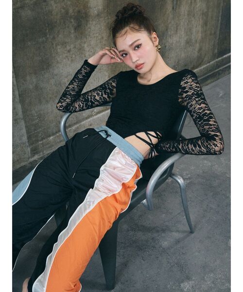 EVRIS（エヴリス）の「カラーブロッキングトラックパンツ（その他パンツ・レディース・ブラック/ネイビー・FREE）」の20枚目の写真