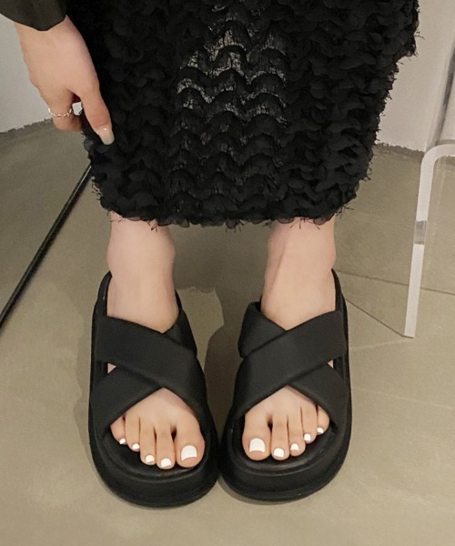 Miniministore(ミニミニストア)の「厚底サンダル スリッパ 美脚 夏(サンダル・レディース・ブラック/アイボリー/ピンク・24.5cm/23.0cm/24.0cm/25.0cm/22.5cm/23.5cm)」の10枚目の写真