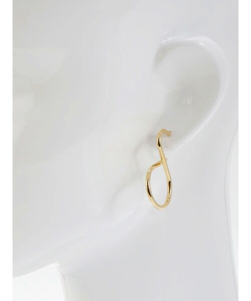 EVRIS（エヴリス）の「DEFORMATION CURVEピアス（ピアス（両耳用）・レディース・ゴールド/シルバー・FREE）」の9枚目の写真