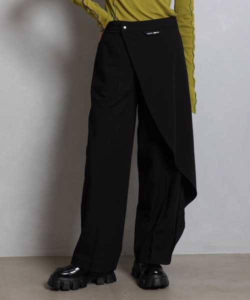 MARECHAL TERRE（マルシャルテル）の「アシンメトリーパンツ（その他パンツ・レディース・グレイッシュベージュ/ブラック/チャコールグレー/キャメル・MEDIUM）」の2枚目の写真