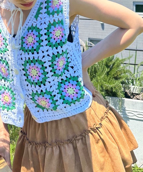 AS KNOW AS plus（アズノゥアズプラス）の「◎アソート かぎ針編み クロシェベスト【ZOZOTOWN限定アイテム】（ベスト・レディース・ブラック/ベージュ/ブラック系/ベージュ系/ブラック系1/ベージュ系2/グリーン系2/アイボリー系2・FREE）」の8枚目の写真