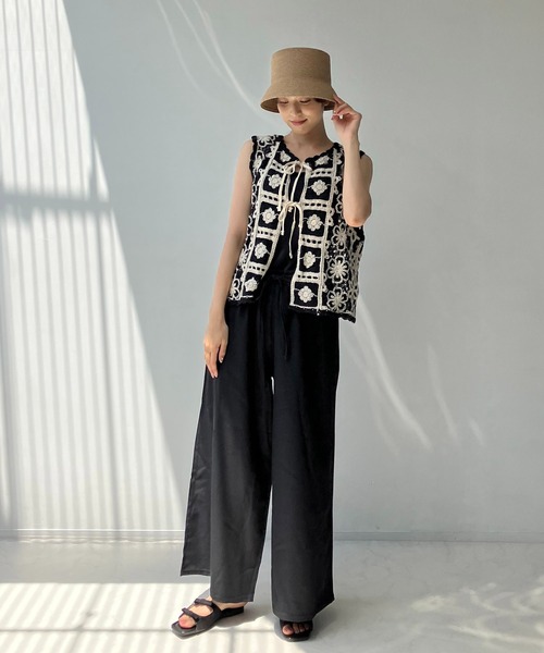 AS KNOW AS plus（アズノゥアズプラス）の「◎アソート かぎ針編み クロシェベスト【ZOZOTOWN限定アイテム】（ベスト・レディース・ブラック/ベージュ/ブラック系/ベージュ系/ブラック系1/ベージュ系2/グリーン系2/アイボリー系2・FREE）」の14枚目の写真