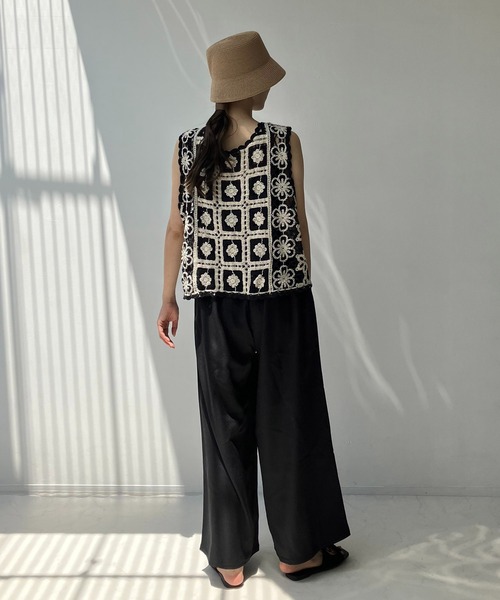 AS KNOW AS plus（アズノゥアズプラス）の「◎アソート かぎ針編み クロシェベスト【ZOZOTOWN限定アイテム】（ベスト・レディース・ブラック/ベージュ/ブラック系/ベージュ系/ブラック系1/ベージュ系2/グリーン系2/アイボリー系2・FREE）」の18枚目の写真