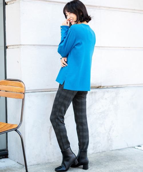 BELLUNA PLUS(ベルーナ)の「ポカポカ!静電防止付裏ファーパンツ74丈(その他パンツ・レディース・グレー系2/ブラック/ベージュ系/グレー系1/ブラック系/チャコール・X-LARGE/LARGE/MEDIUM/SMALL)」の13枚目の写真