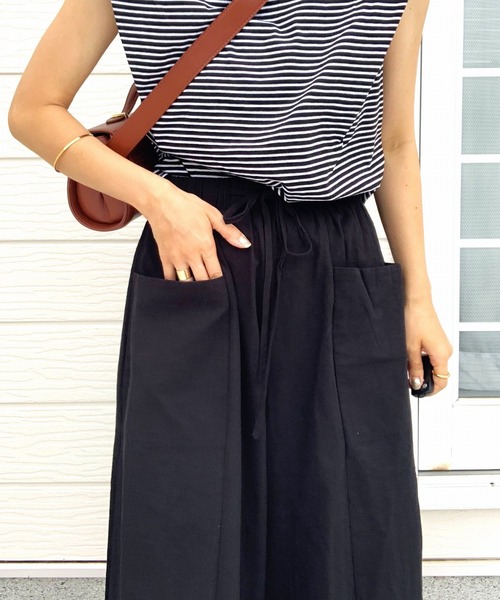 Q(キュー)の「ビッグポケットワイドパンツ(その他パンツ・レディース・ブラック/マスタード・MEDIUM)」の6枚目の写真