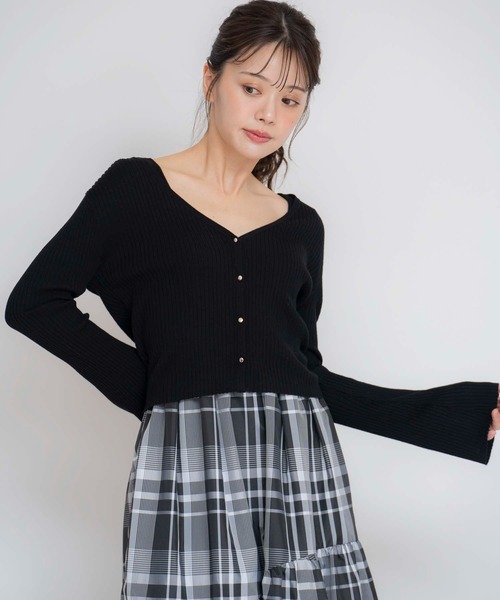NOELA(ノエラ)の「フレアスリーブニットカーデ(カーディガン/ボレロ・レディース・ボルドー/サックスブルー/ブラック・フリー)」の2枚目の写真