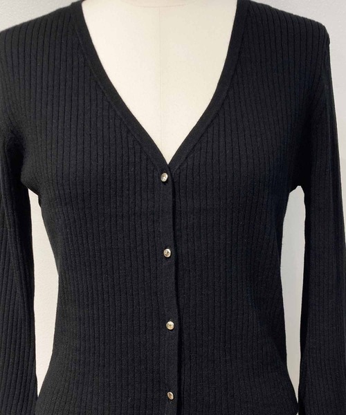 NOELA(ノエラ)の「フレアスリーブニットカーデ(カーディガン/ボレロ・レディース・ボルドー/サックスブルー/ブラック・フリー)」の6枚目の写真