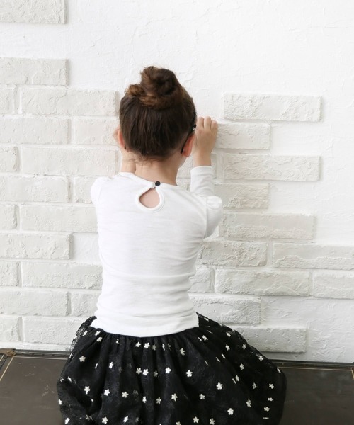 Rora(ローラ)の「ボリー フォーマルカジュアル 長袖Tシャツ(Tシャツ/カットソー・キッズ・ホワイト・150/140/130/120/110)」の12枚目の写真