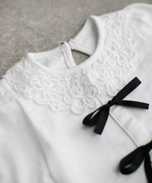 Rora(ローラ)の「ボリー フォーマルカジュアル 長袖Tシャツ(Tシャツ/カットソー・キッズ・ホワイト・150/140/130/120/110)」の16枚目の写真