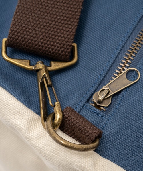 BEVERLY HILLS POLO CLUB（ビバリーヒルズポロクラブ）の「BEVERLY HILLS POLO CLUB ビバリーヒルズポロクラブ ブランド ロゴ ポニー プリント BHPC 2WAY ショルダーベルト取り外し可能 ショルダーバッグ トートバッグ 約10L（ショルダーバッグ・レディース・ネイビー/オフホワイト/カーキ・FREE）」の6枚目の写真