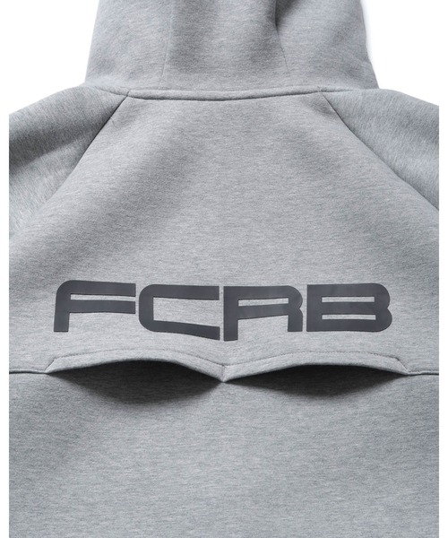 F.C.Real Bristol（エフシーレアルブリストル）の「TECH SWEAT