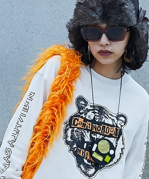 綿100％グラフィックプリントロングスリーブTシャツ ＜大きい